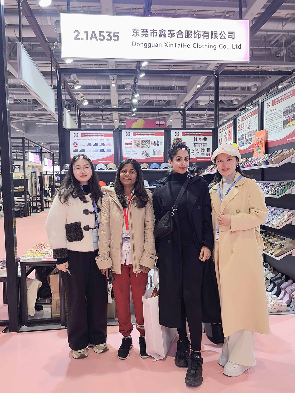 {"data":{"aiHairId":"","appVersion":"10.4.1","effects":[{"effectId":"","itemId":"7475988294979947786","source":"camera","type":"style"}],"filterEffectId":"","filterId":"","looksId":"7475988294979947786","looksItemId":"7475988294979947786","materialSource":"camera","originAppId":"150121","os":"android","pictureId":"8f5087e8-4d13-4762-9879-f86f2d63db34","product":"beautyme","redrawId":"","stickerId":"","textTemplateId":""},"source_type":"douyin_beauty_me"}